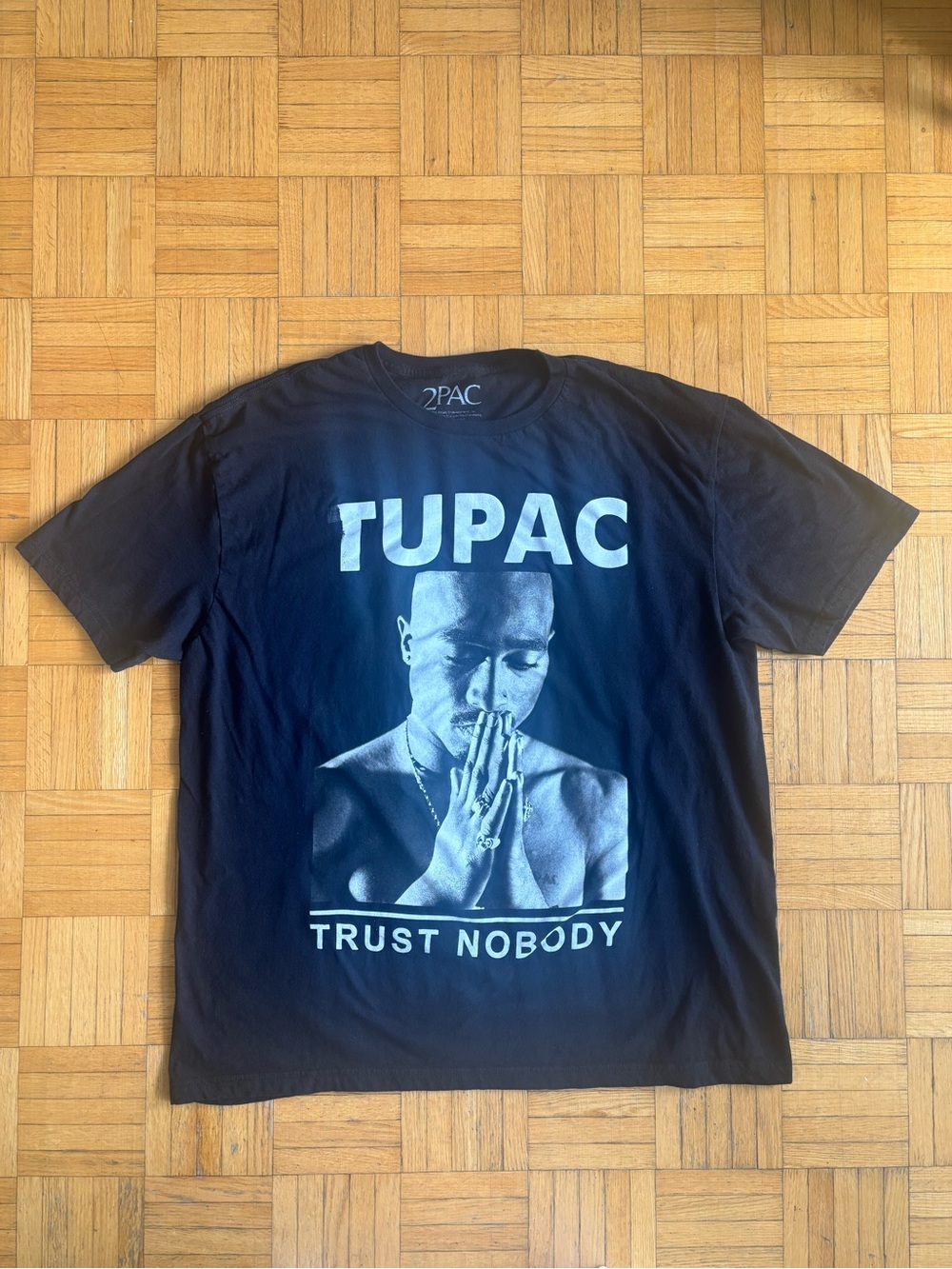Tupac 'Trust Nobody' Graphic Tee - Black